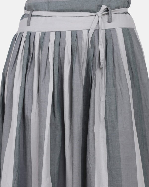 Yarn Dyed Pleated Skirt With Tie Around Waist Belt (Free Size)
