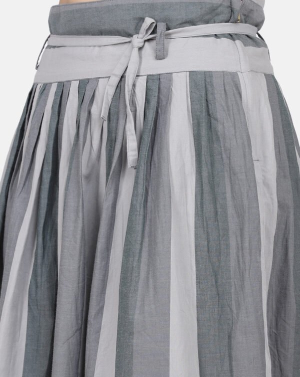 Yarn Dyed Pleated Skirt With Tie Around Waist Belt (Free Size)