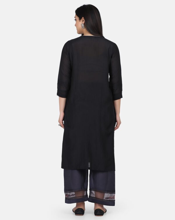 Kurta With Delicately Hand Embroidered Yoke And Contrast Neck Piping