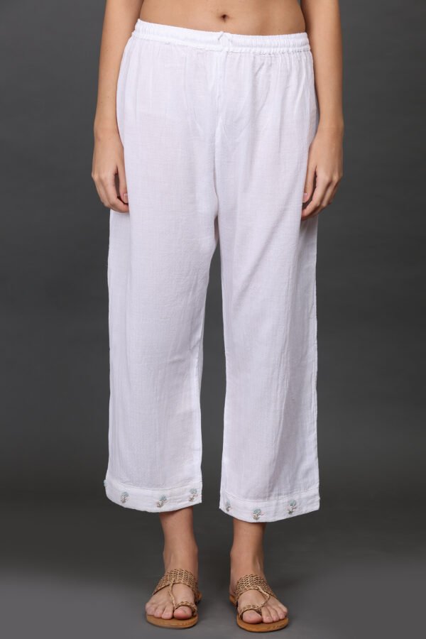 DELICATE HAND THREAD FLORAL EMBROIERED A LINE KURTA, PANT & DUPATTA(SET OF 3)