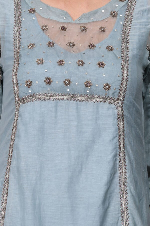 0G3A9333 Antique zardozi hand embroidered KURTA, PANT, DUPATTA (SETOF3)