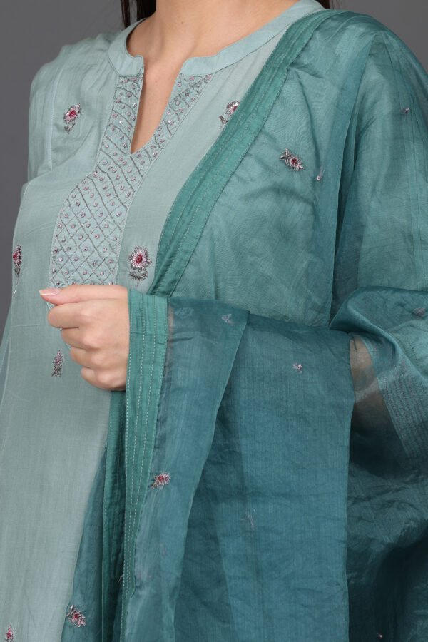 ORGANZA HAND EMBROIDERED DUPATTA