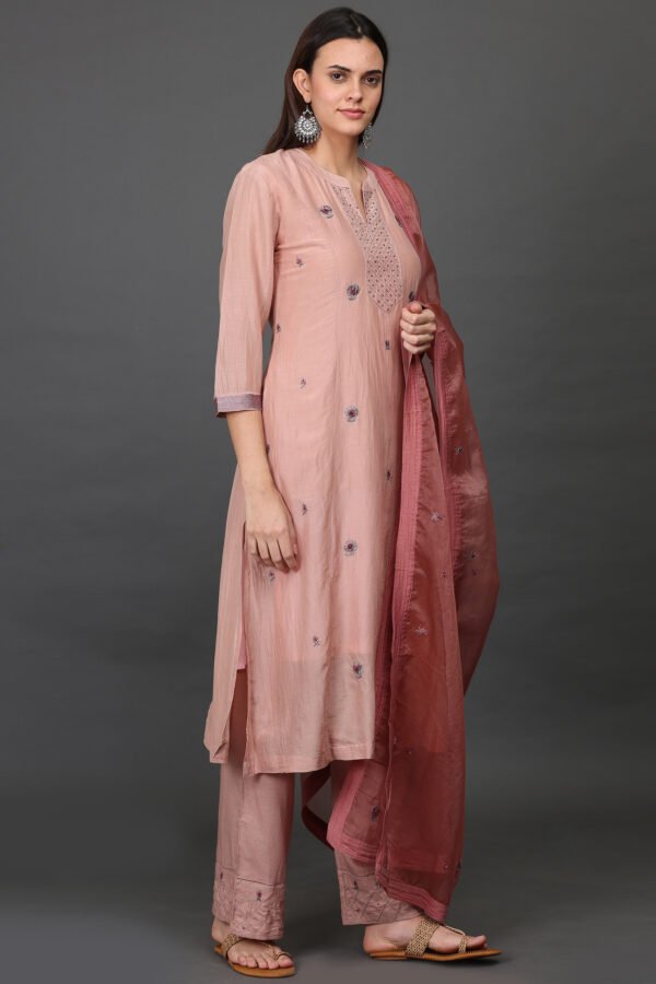 ORGANZA HAND EMBROIDERED DUPATTA