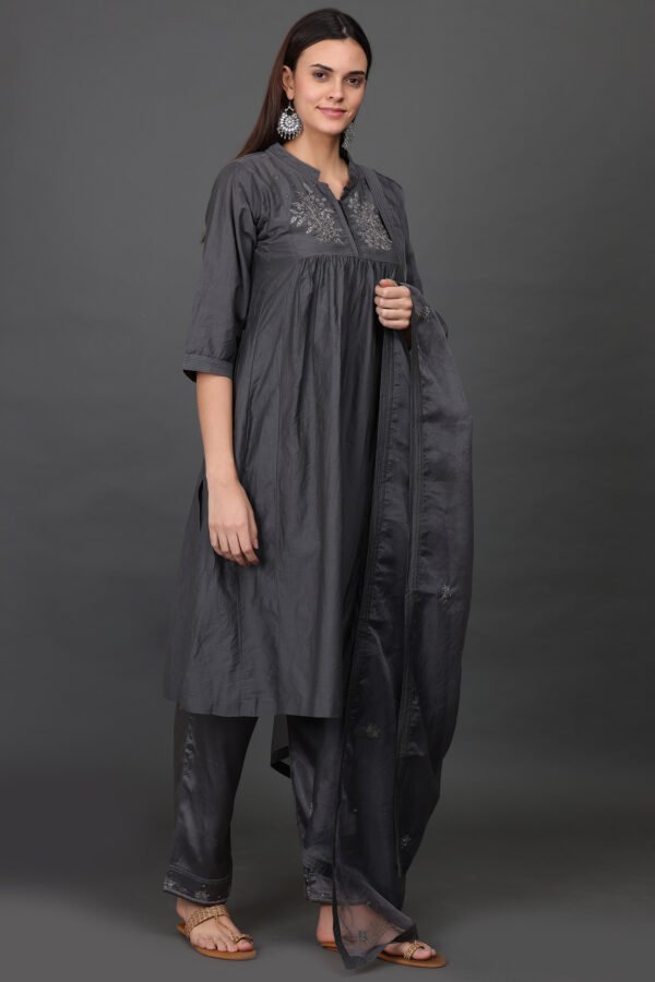 Silk hand zardozi hand embroidered kurta with pockets, Dupatta & (Pants set of 3)