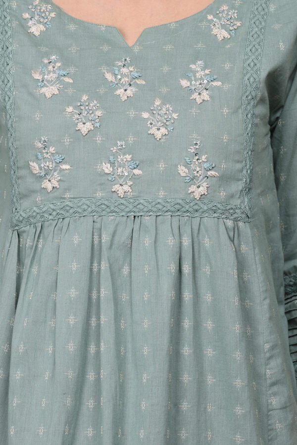 0G3A9498 HAND EMBROIDERED BOHEMIAN KURTA