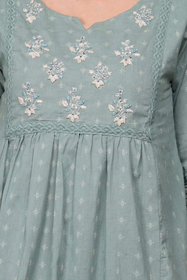 DELICATE ZARDOZI hand embroidered cotton PANT and KURTA (SET OF 2)