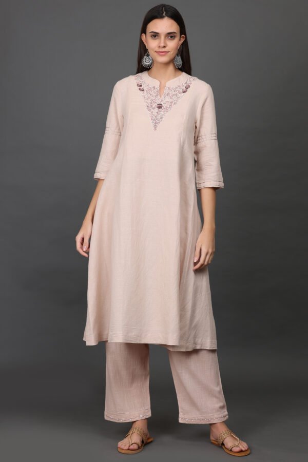 0G3A9564 COTON LINEN V NECK HAND EMBROIDERED A LINE KURTA