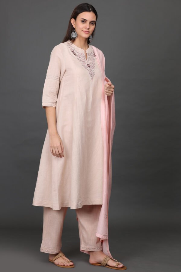 HAND EMBROIDERED COTTON SILK DUPATTA