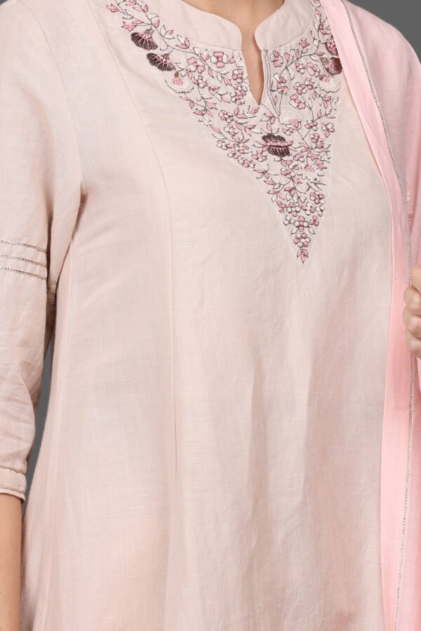 HAND EMBROIDERED COTTON SILK DUPATTA